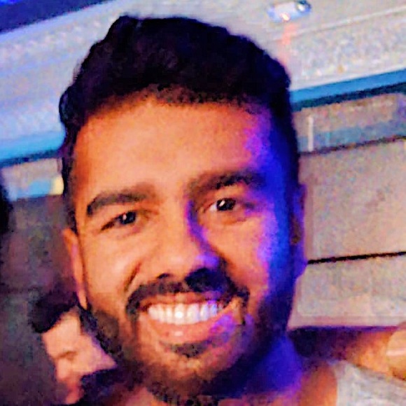 Meet your Posher, Brian - Picture 1 of 1